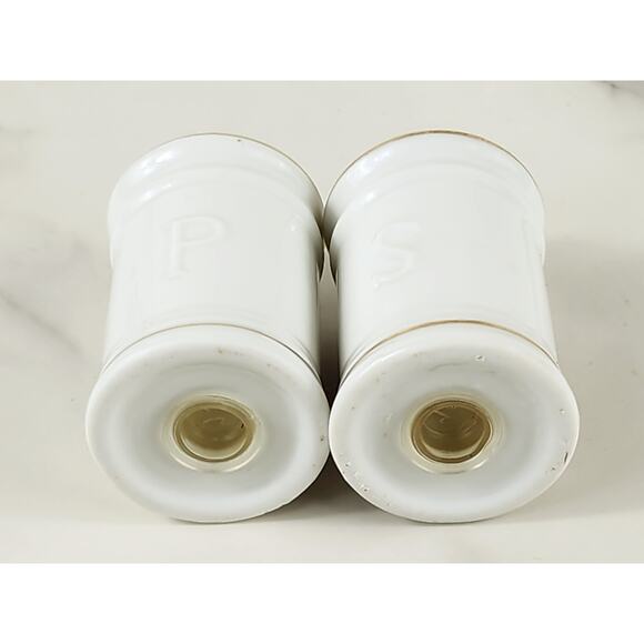 Salt & Pepper Shakers Tennessee Souvenir 80's Porcelain 2 3/4" Gold Trim Vintage - Picture 9 of 12